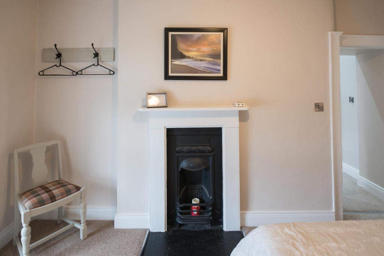 Charming 2-Bed Apartment In Donegal Town Centre Exterior foto