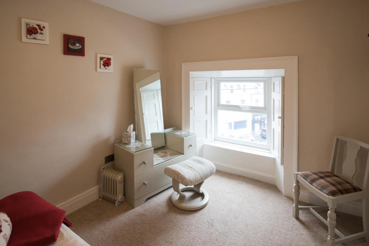 Charming 2-Bed Apartment In Donegal Town Centre Exterior foto
